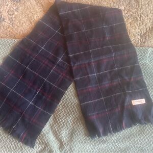Luxurious Yves Saint Laurent Navy Plaid Cashmere Scarf